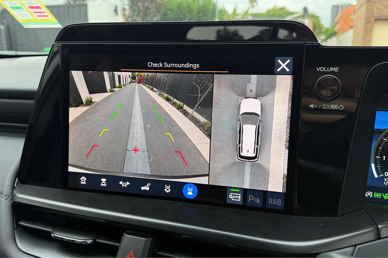 2026 Subaru Outback AWD Touring — photo 18