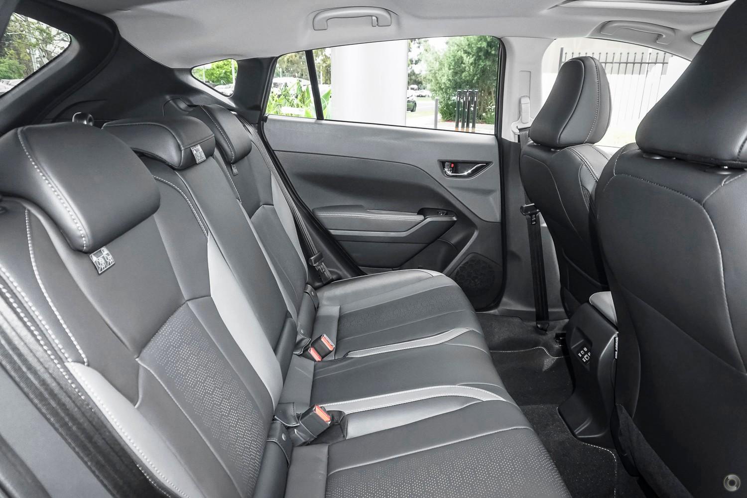 2026 Subaru Crosstrek 20S — photo 6