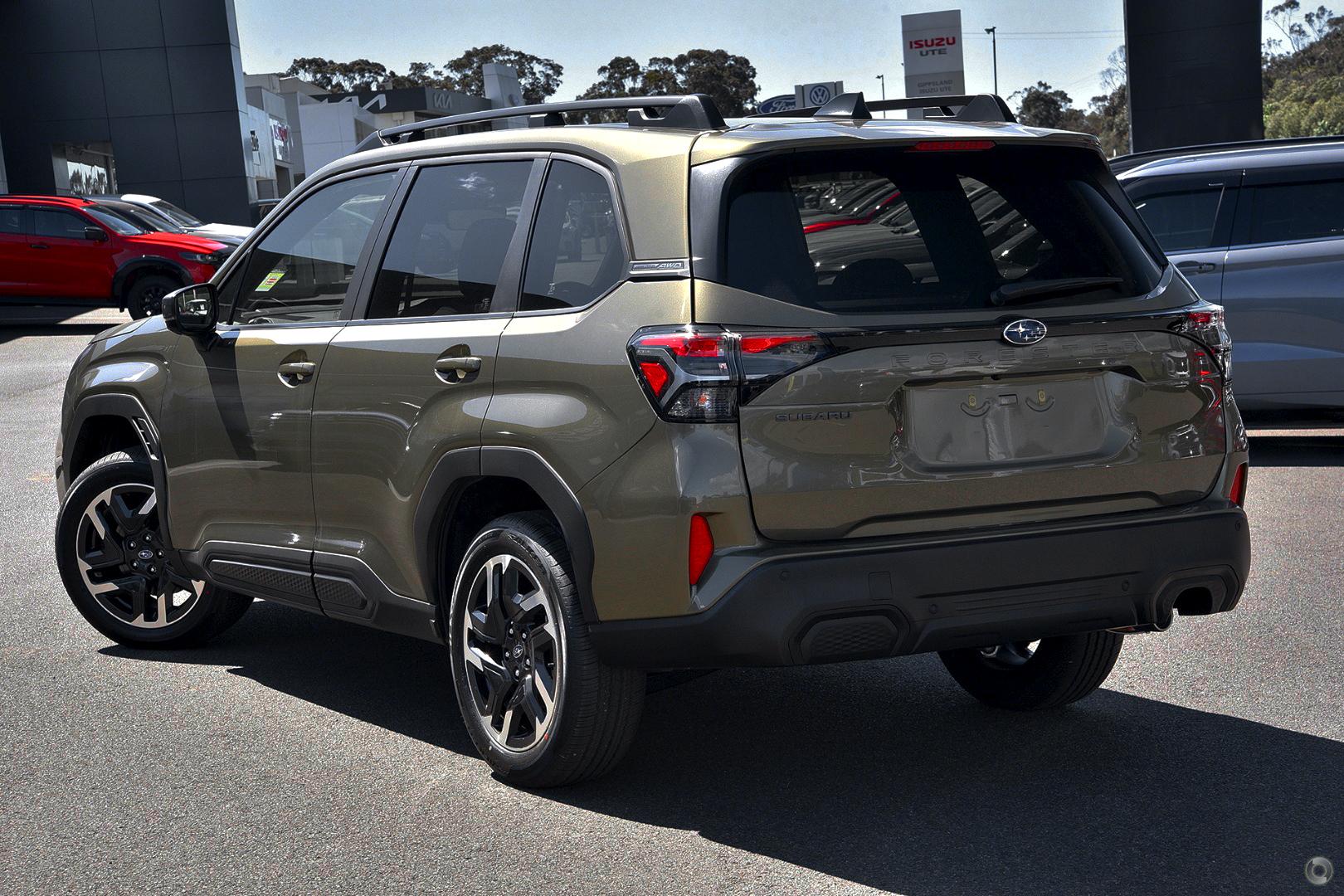 2026 Subaru Forester — photo 4