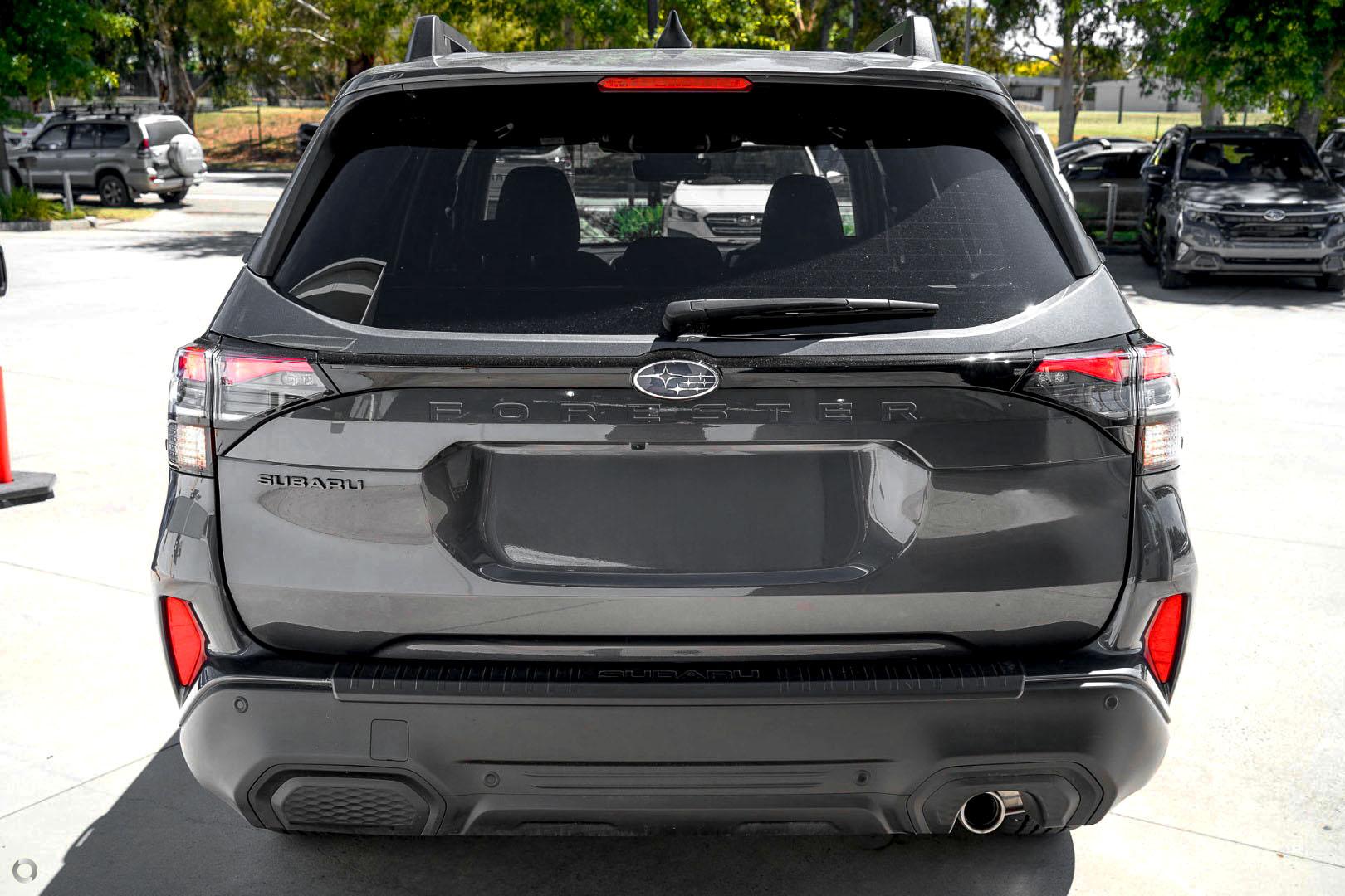 2026 Subaru Forester Premium — photo 5