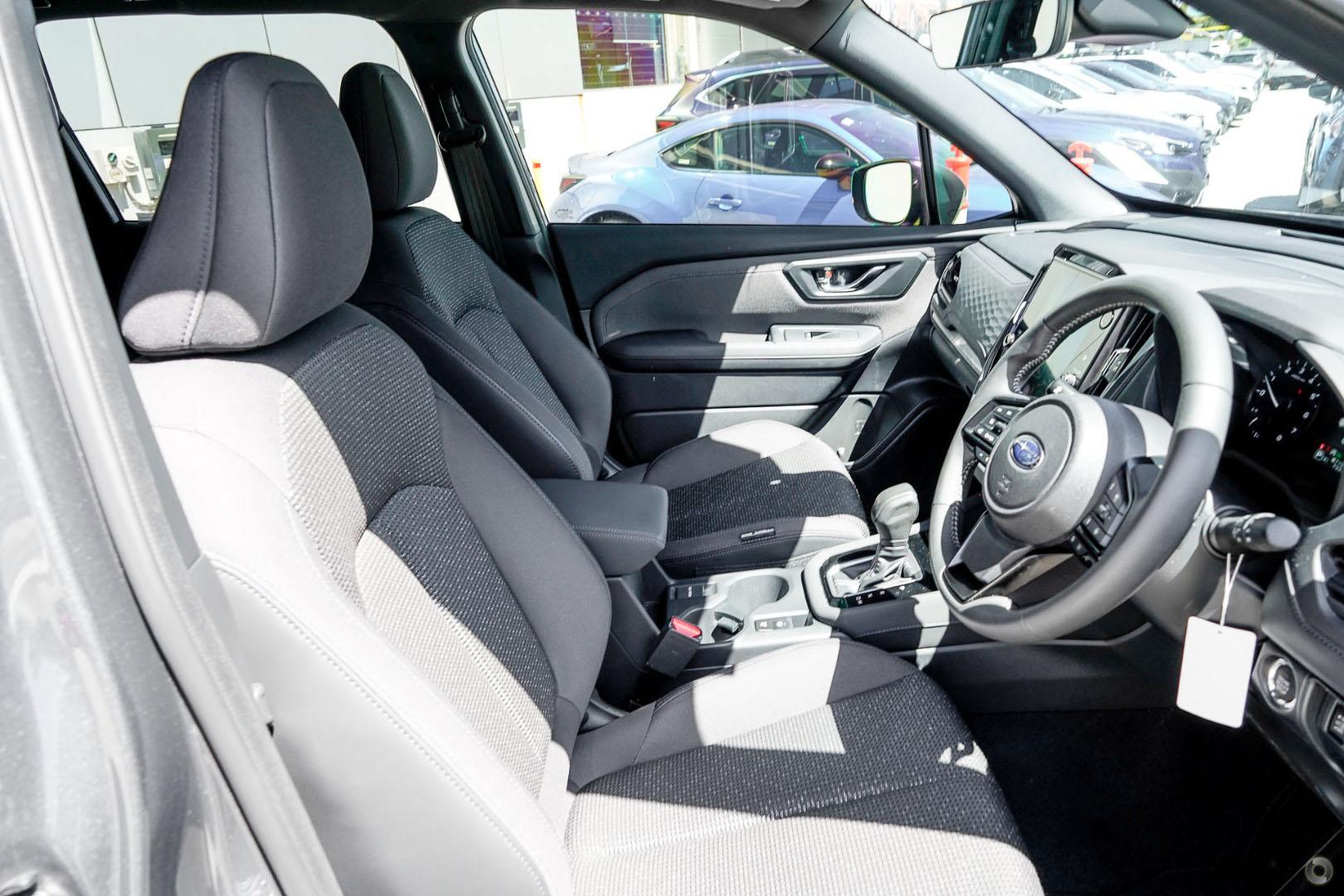 2026 Subaru Forester Premium — photo 7