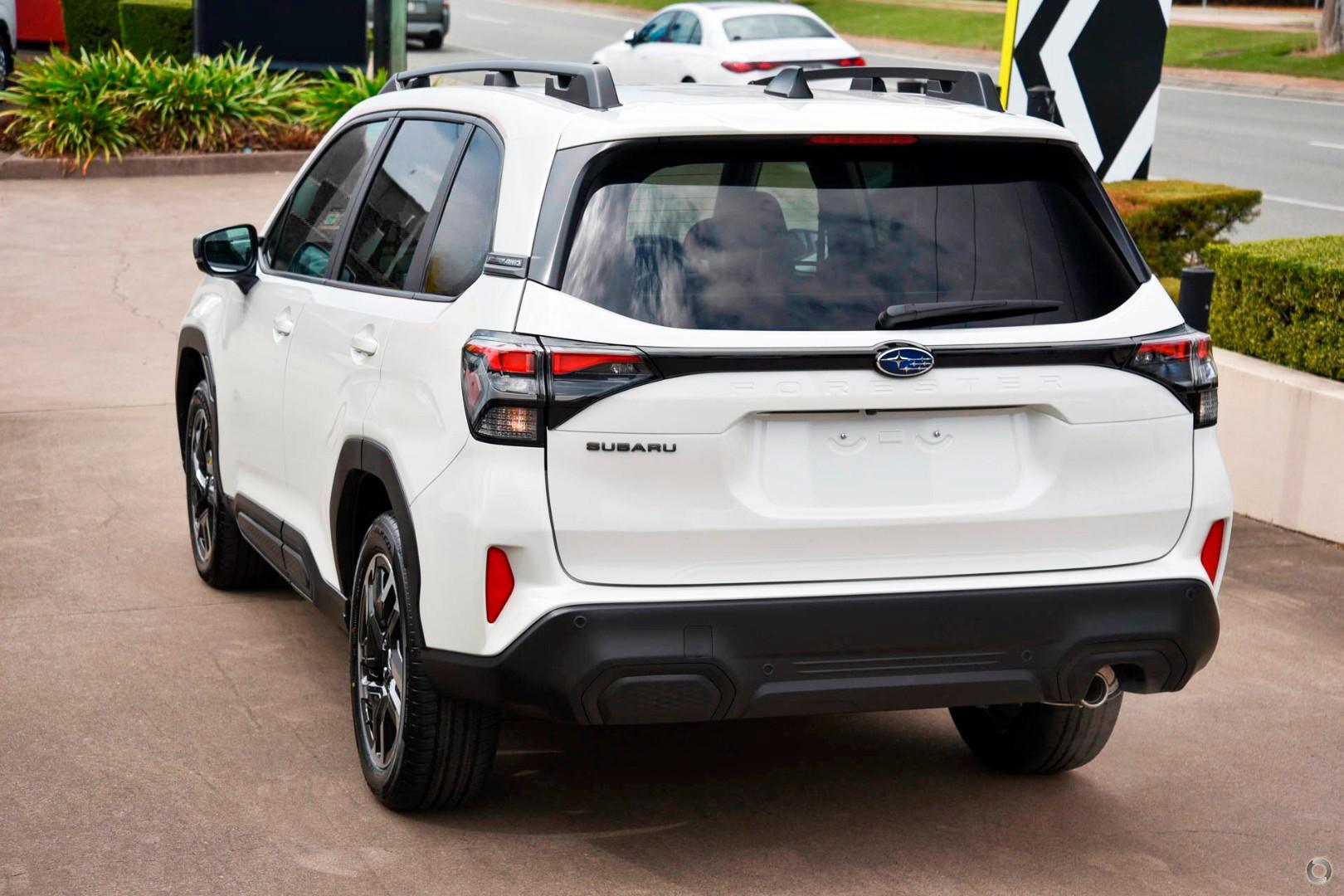2026 Subaru Forester — photo 5