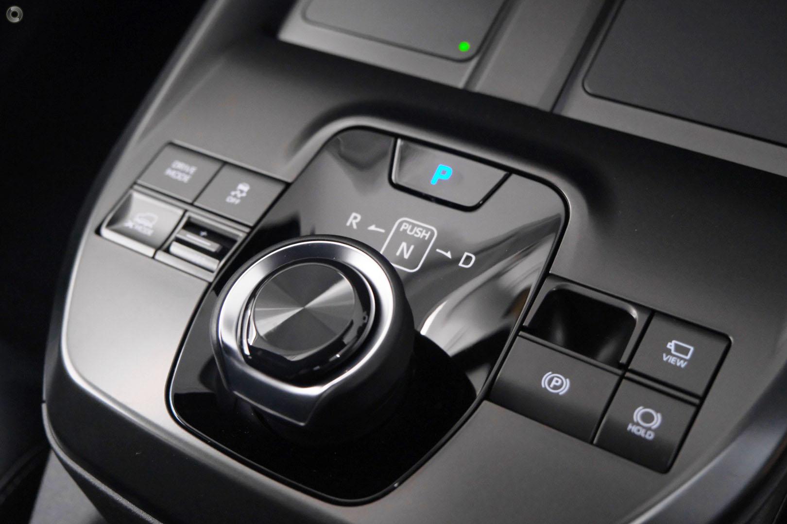 2026 Subaru Solterra AWD — photo 11