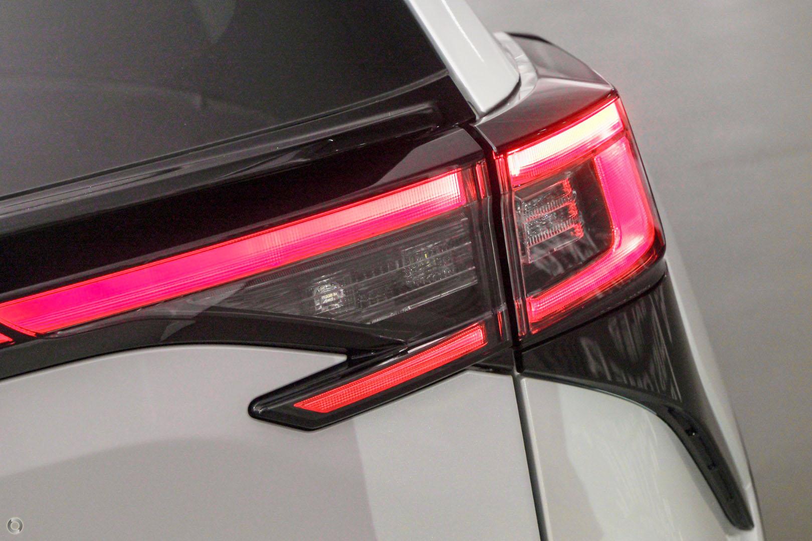 2026 Subaru Solterra AWD — photo 13