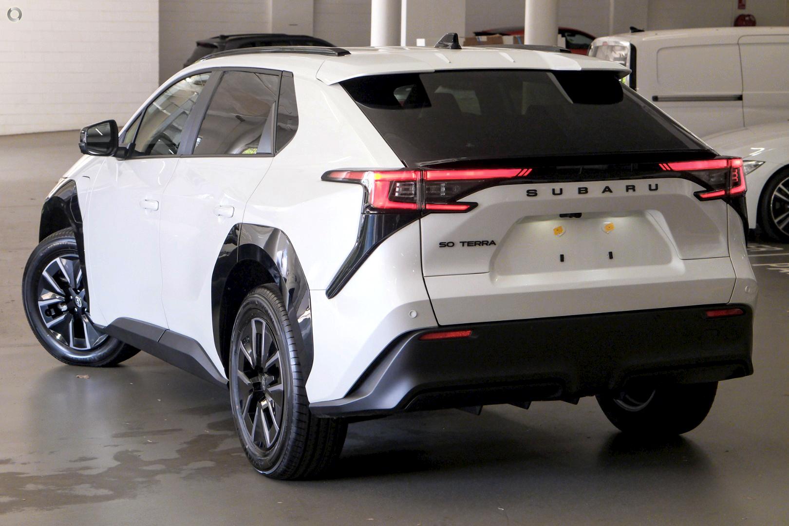 2026 Subaru Solterra AWD — photo 4