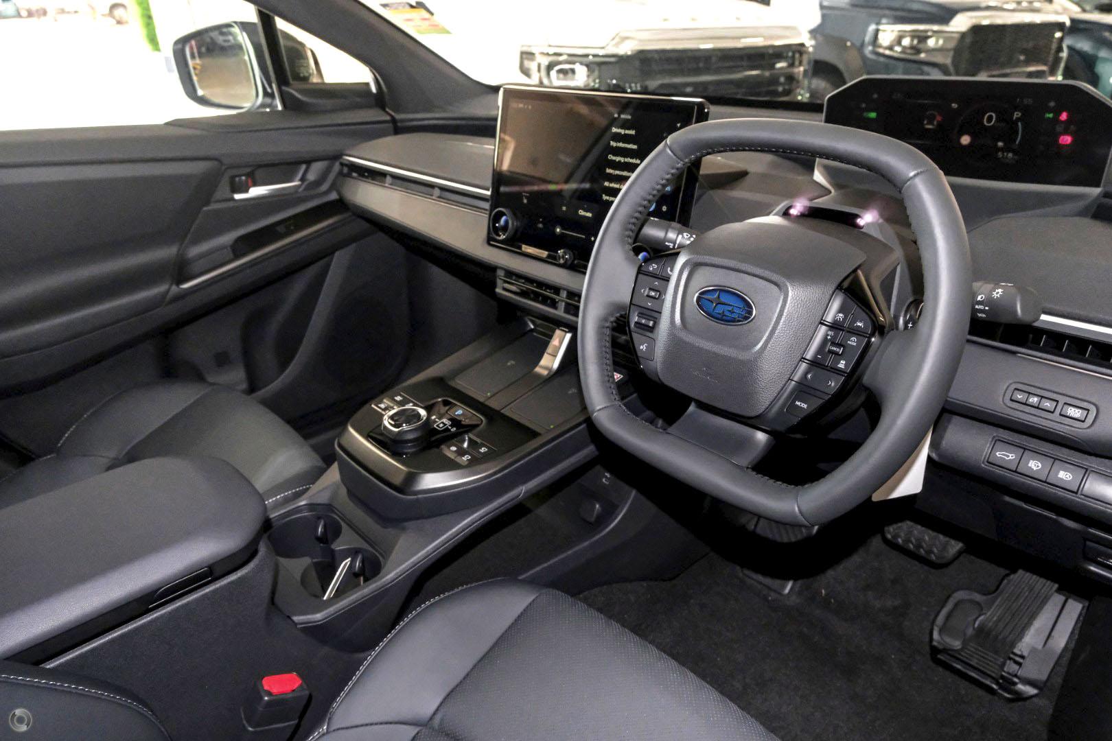 2026 Subaru Solterra AWD — photo 7