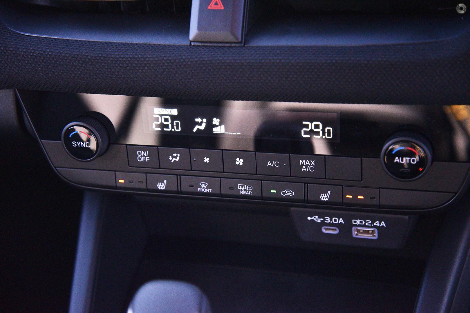 2026 Subaru Outback AWD — photo 11