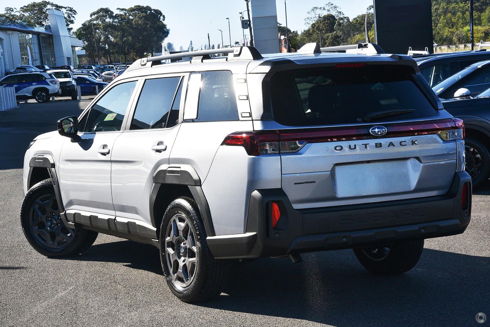 2026 Subaru Outback AWD — photo 4