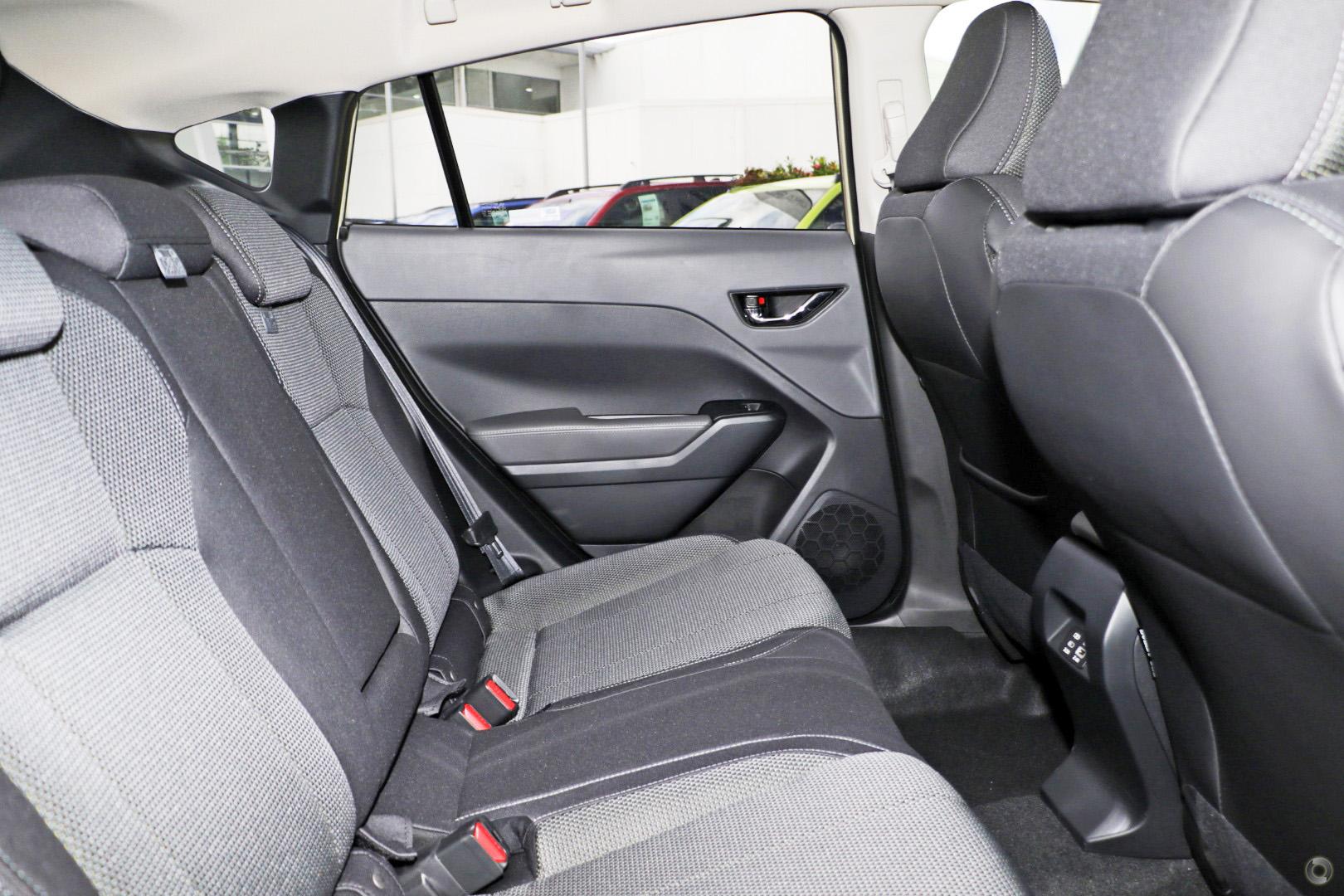 2026 Subaru Crosstrek 20R — photo 8