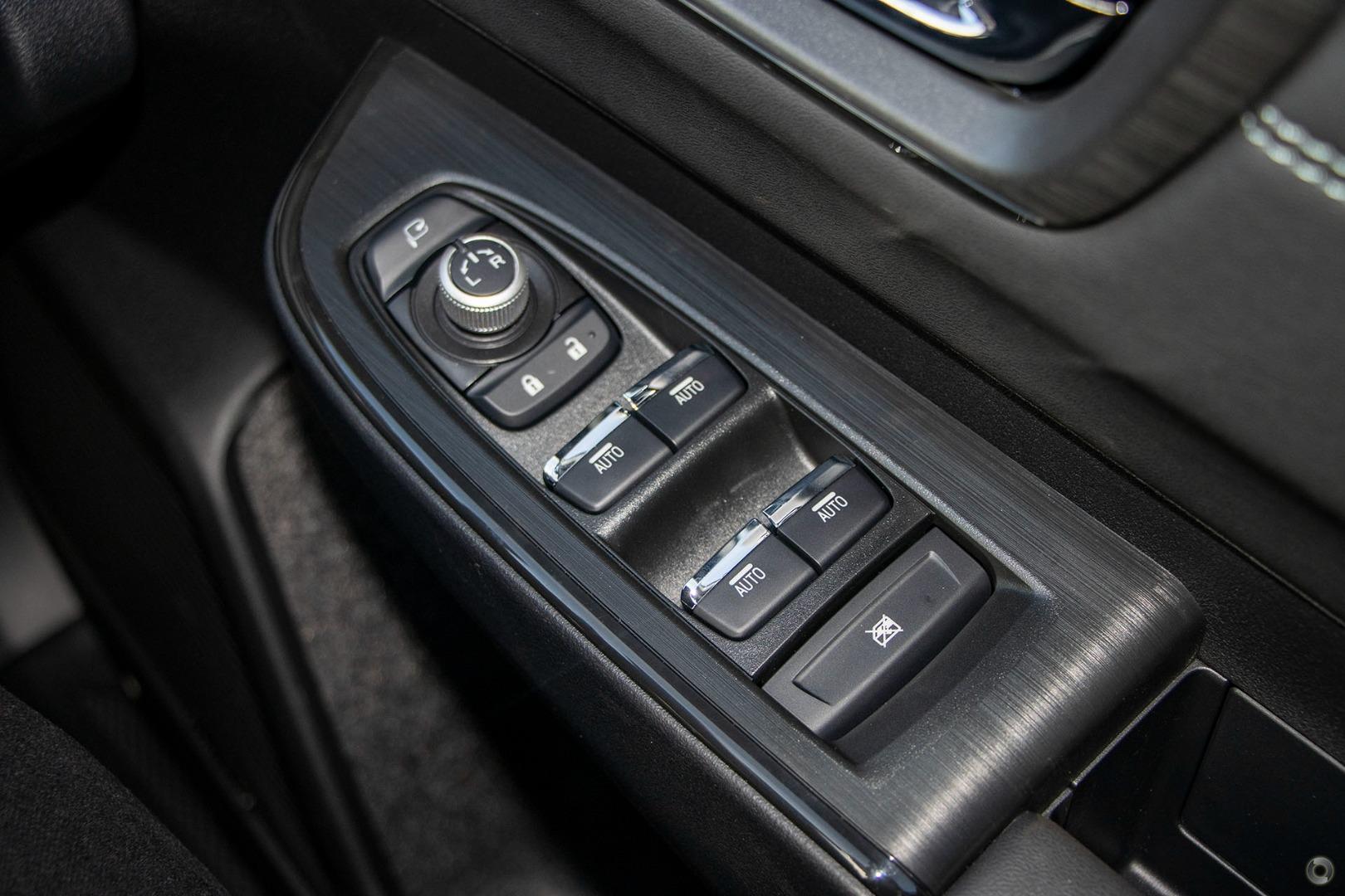 2026 Subaru Outback AWD Touring — photo 12