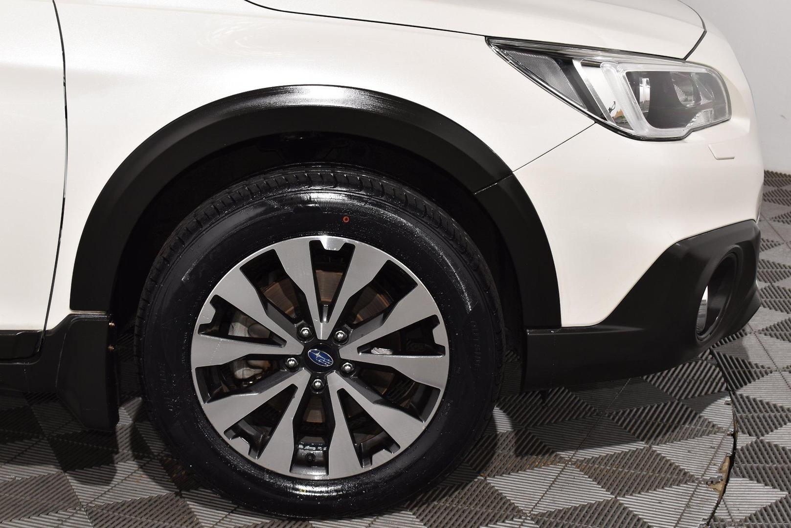 2017 Subaru Outback 25i Premium — photo 17