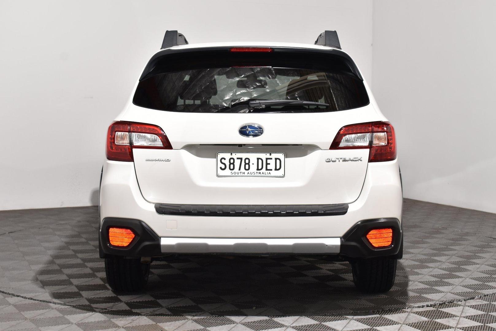 2017 Subaru Outback 25i Premium — photo 4