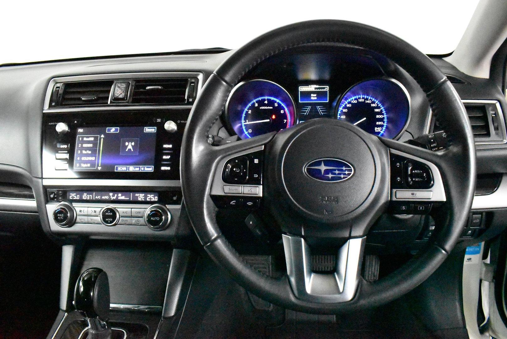 2017 Subaru Outback 25i Premium — photo 5