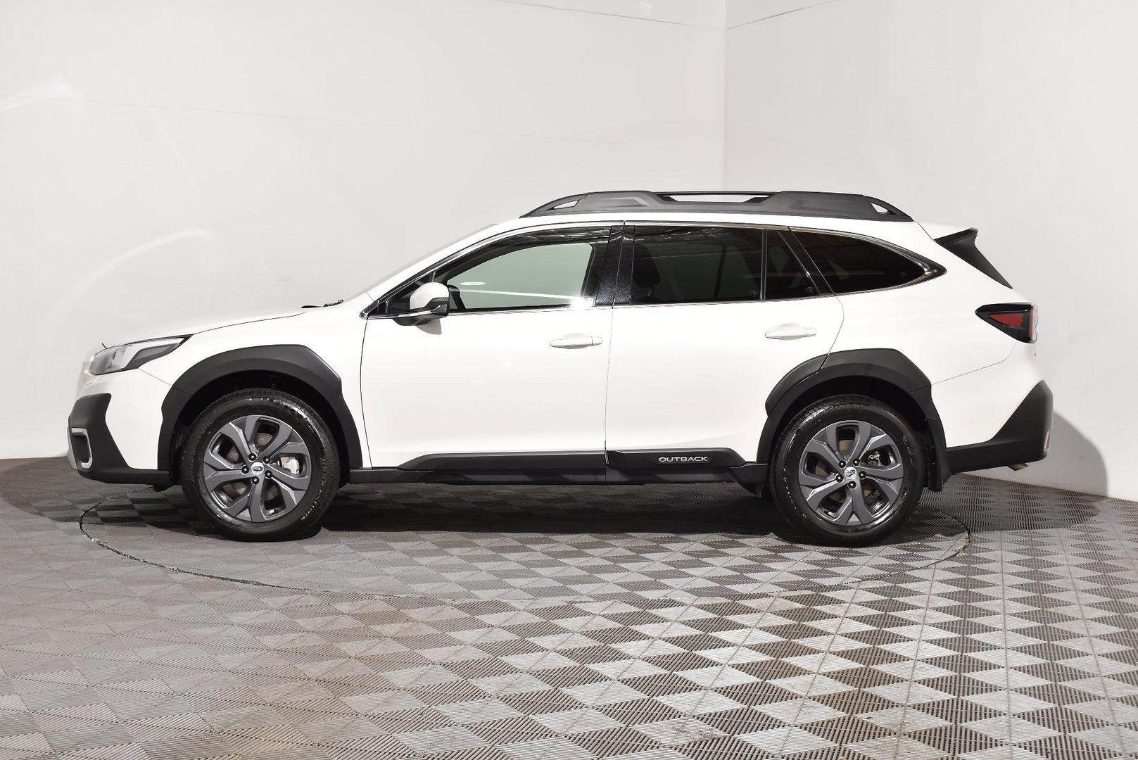2021 Subaru Outback AWD — photo 10