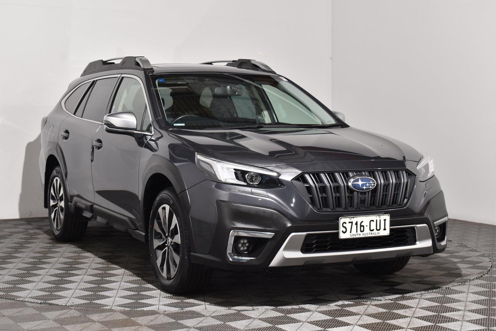 2023 Subaru Outback AWD Touring XT — photo 1