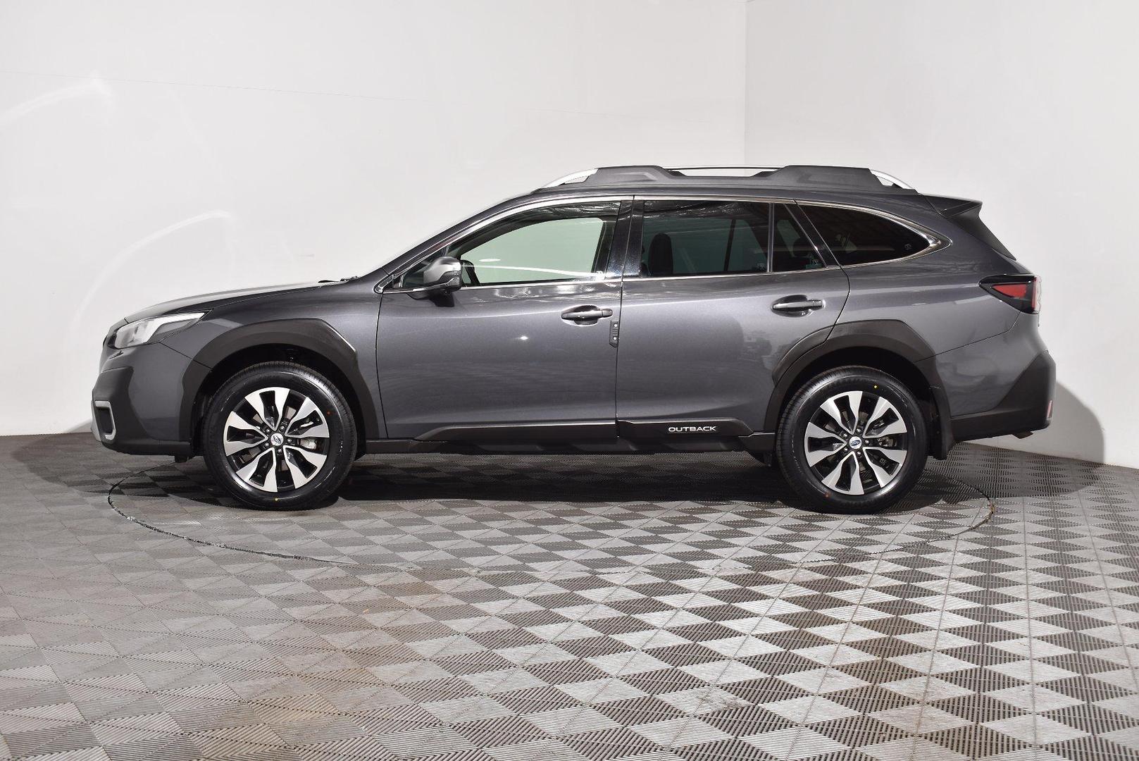 2023 Subaru Outback AWD Touring XT — photo 11