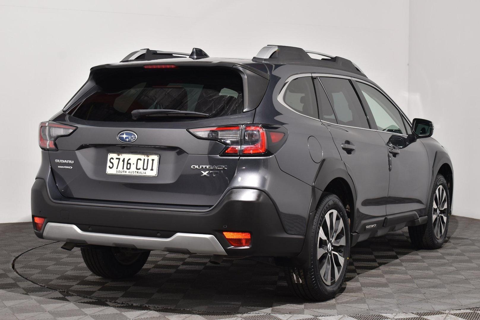 2023 Subaru Outback AWD Touring XT — photo 14