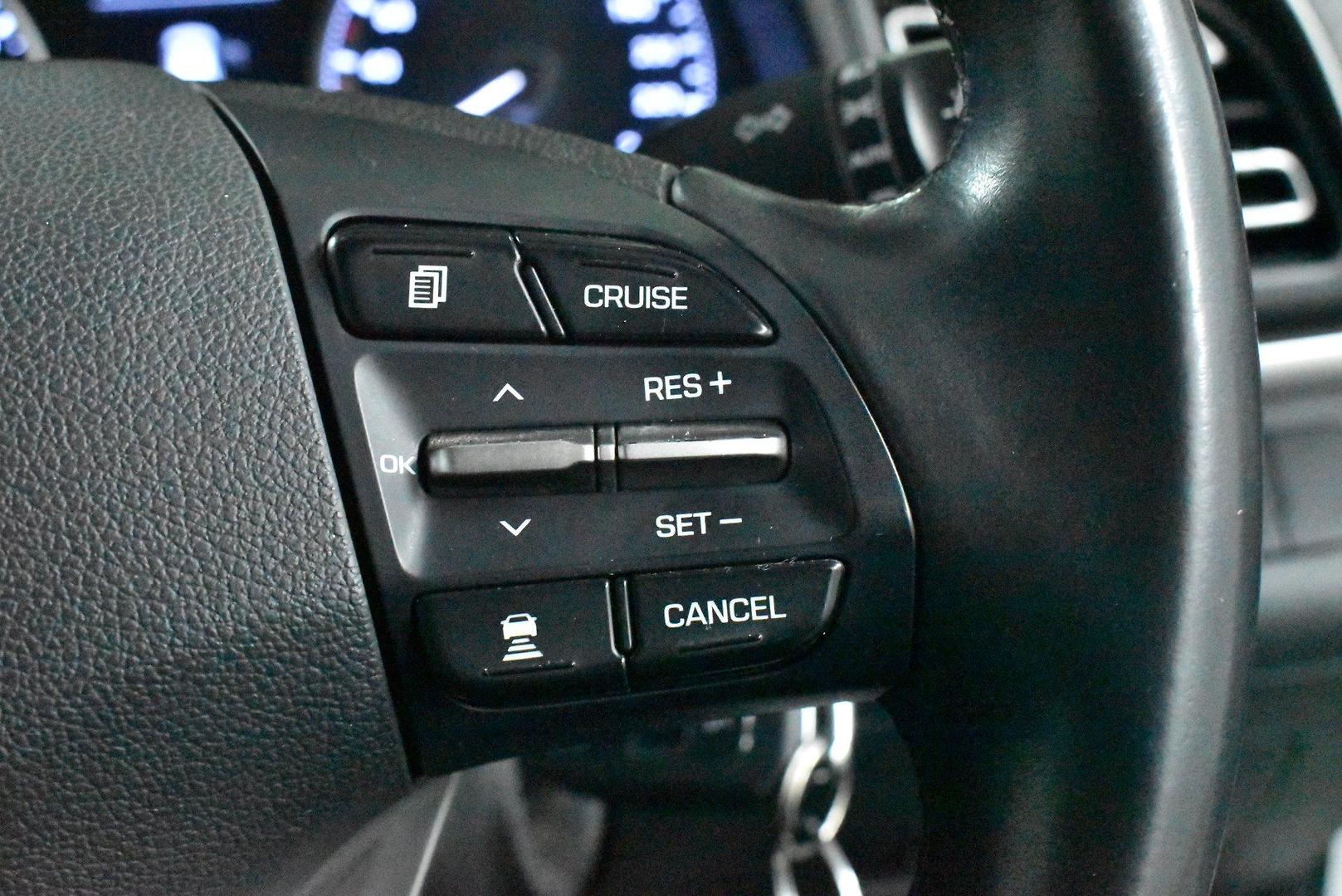 2019 Hyundai Elantra Active — photo 22