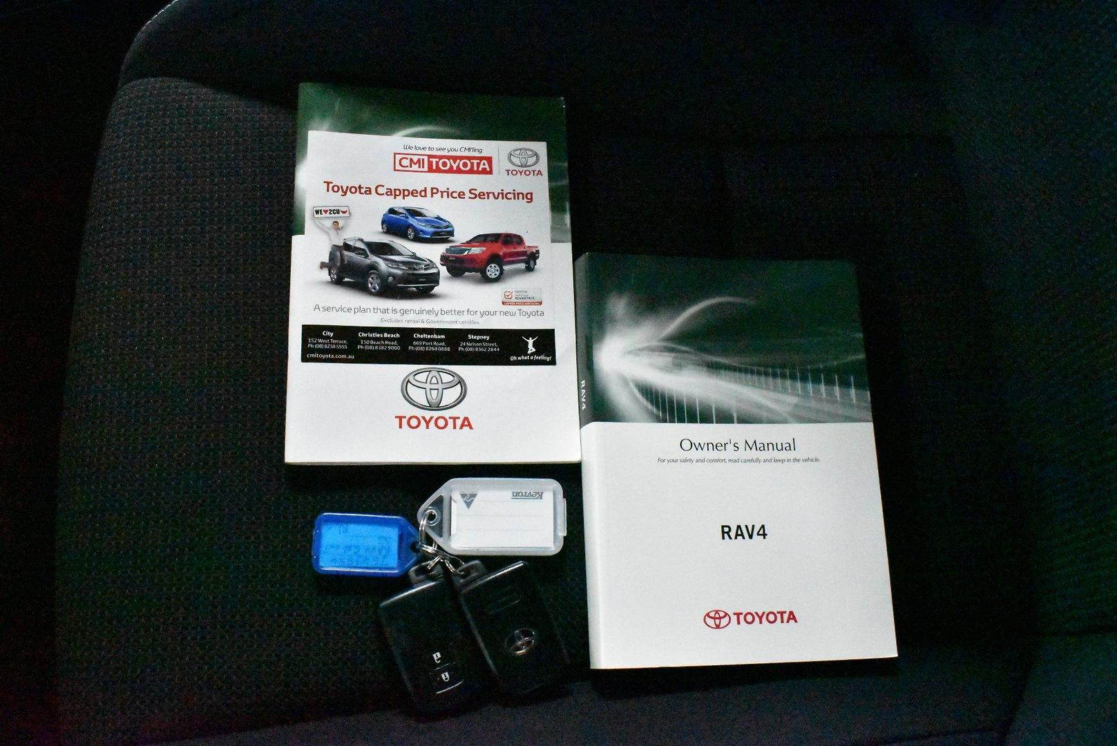 2016 Toyota RAV4 GXL — photo 25