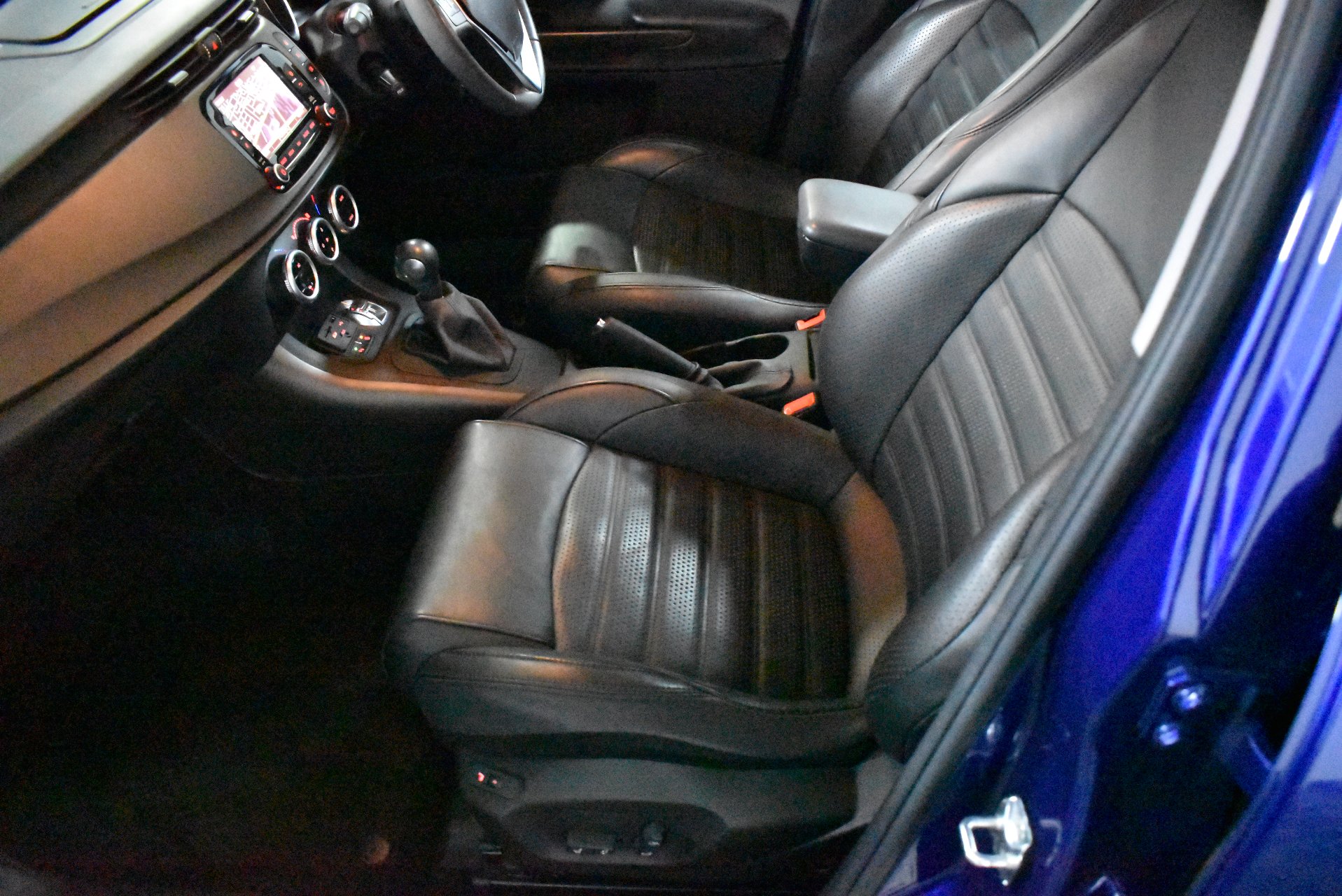 2015 Alfa Romeo Giulietta Distinctive — photo 7