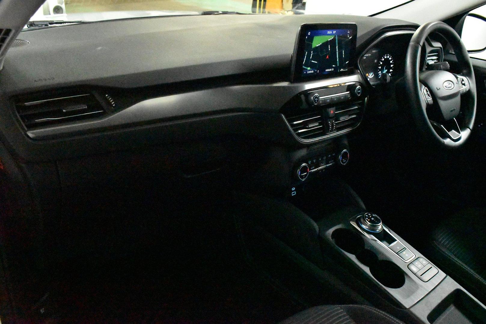 2020 Ford Escape — photo 6