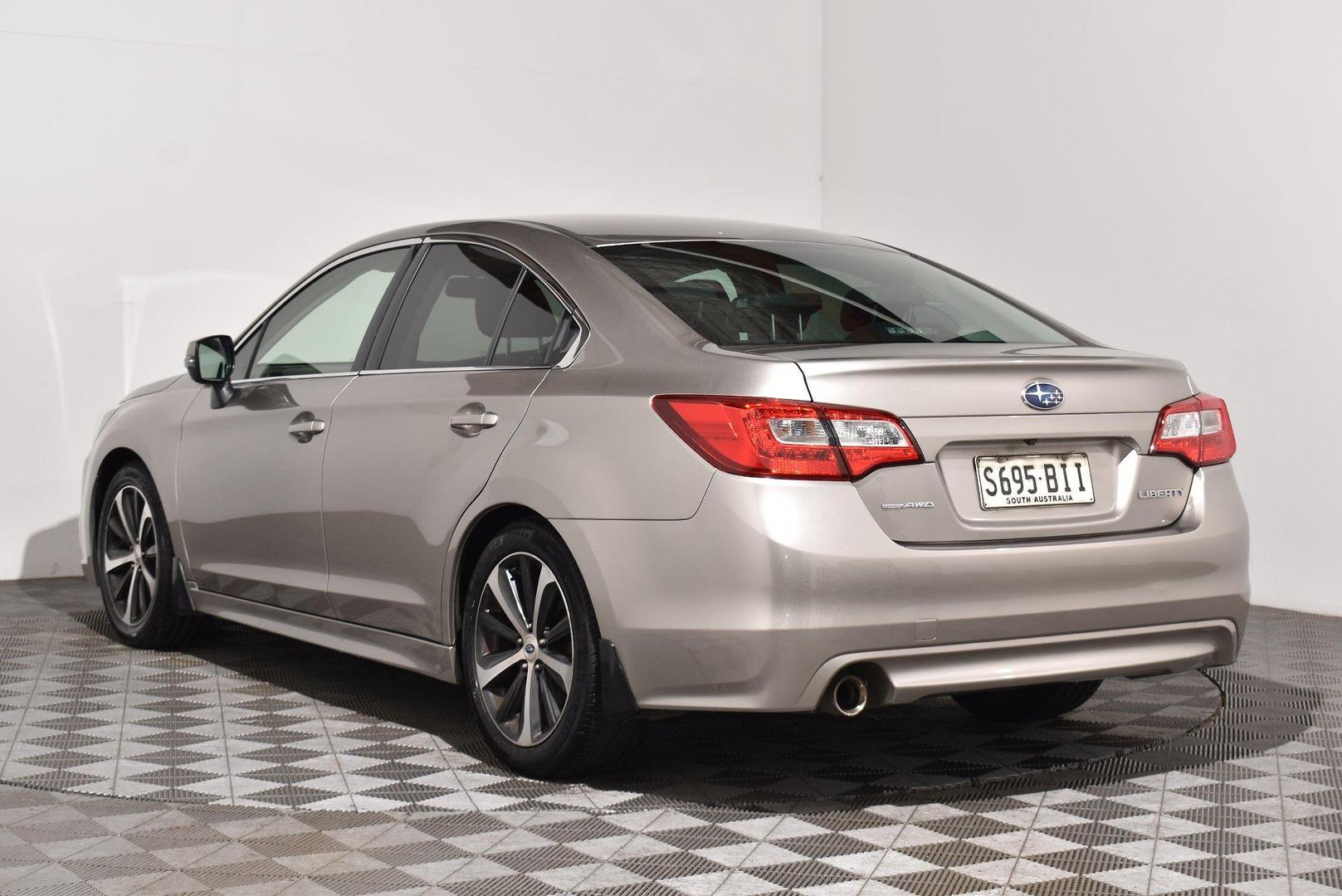 2015 Subaru Liberty 25i Premium — photo 2