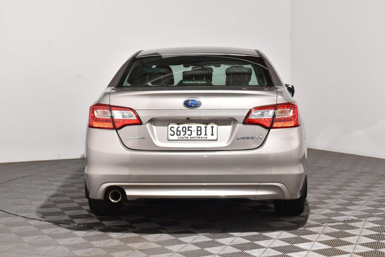 2015 Subaru Liberty 25i Premium — photo 4