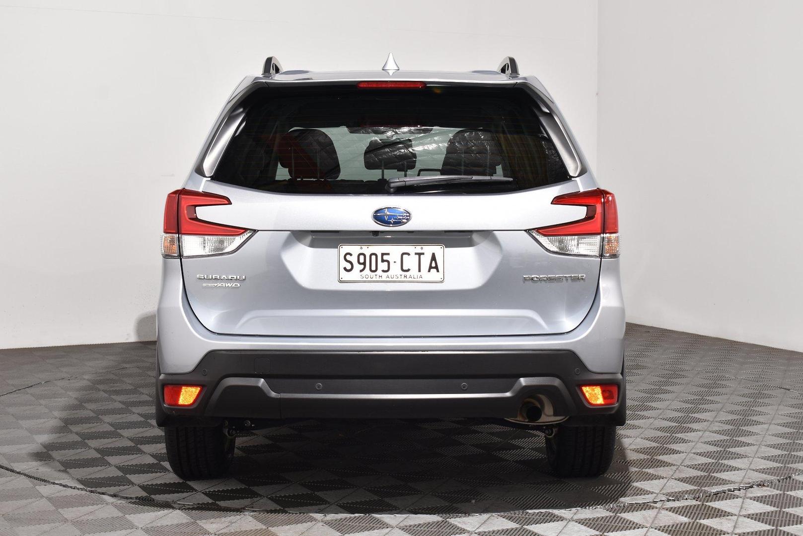 2022 Subaru Forester 25iL — photo 4