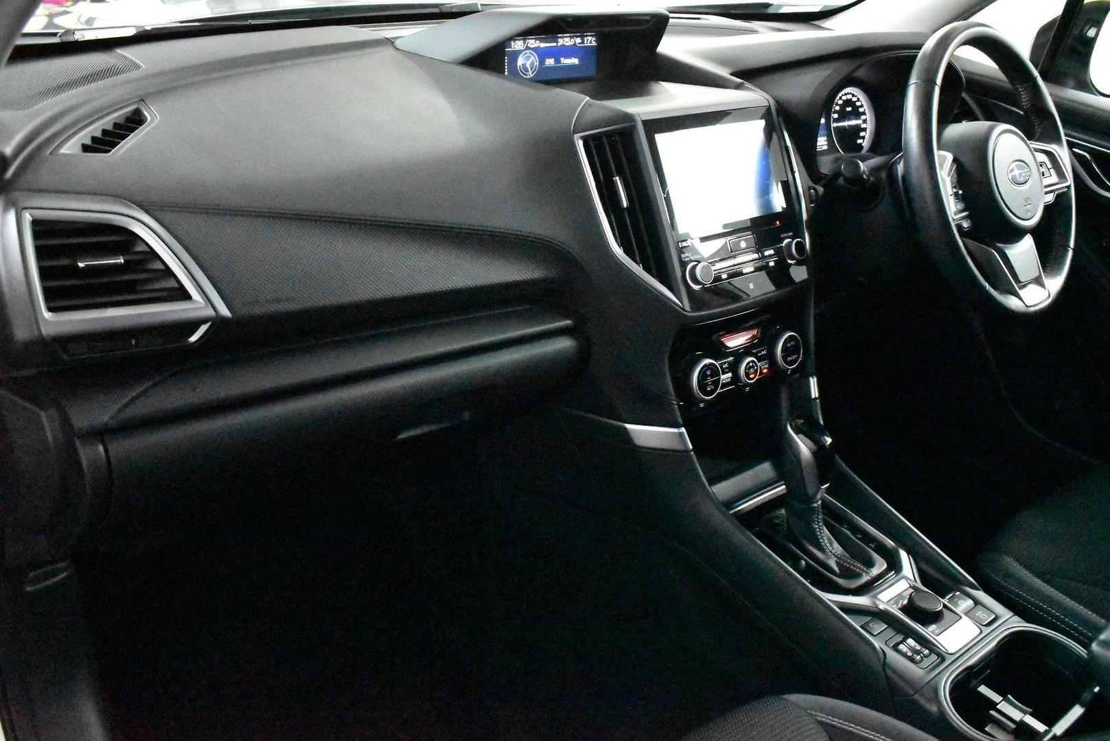 2022 Subaru Forester 25iL — photo 6