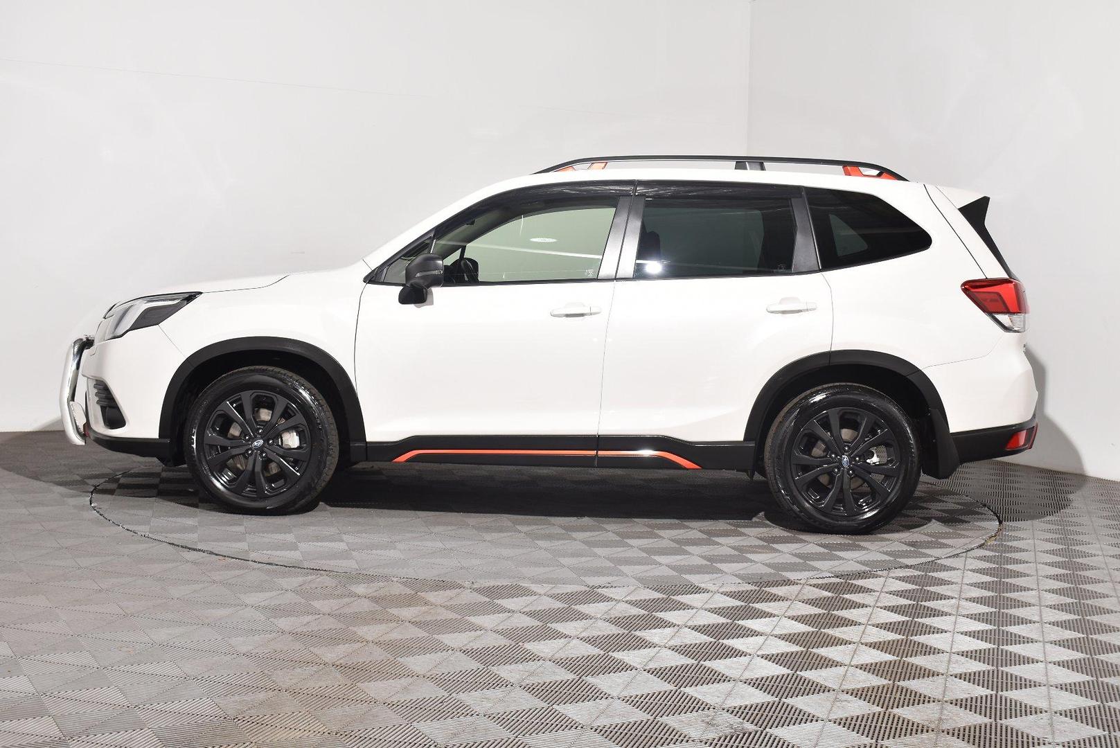 2023 Subaru Forester 25i Sport — photo 11