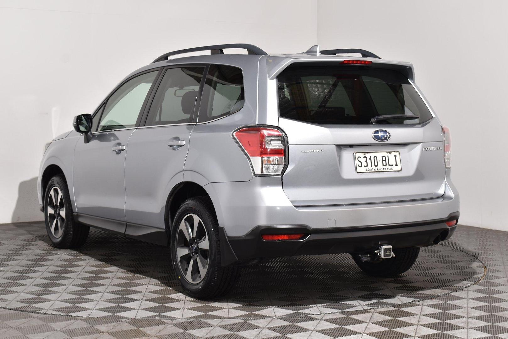 2016 Subaru Forester 25iL Special Edition — photo 2