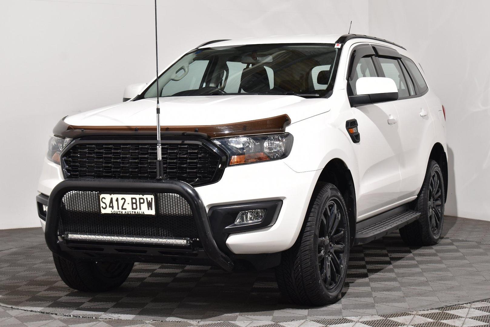 2017 Ford Everest Ambiente — photo 13
