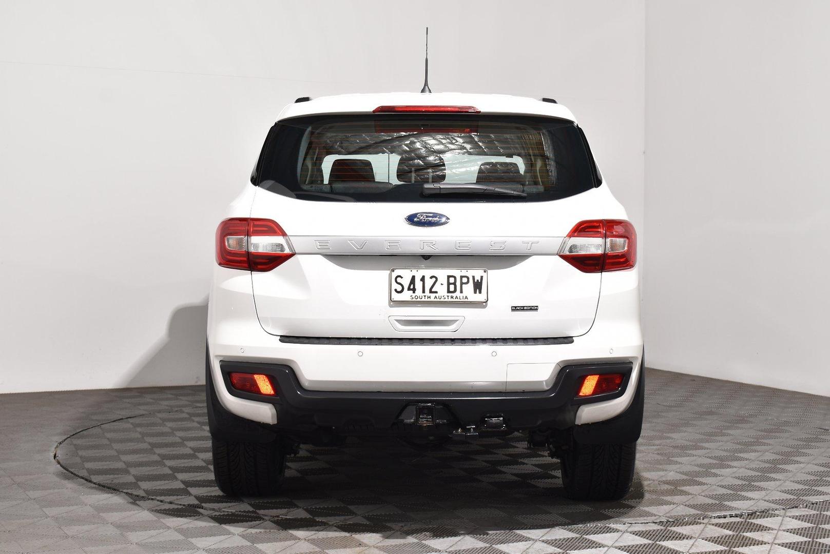 2017 Ford Everest Ambiente — photo 4