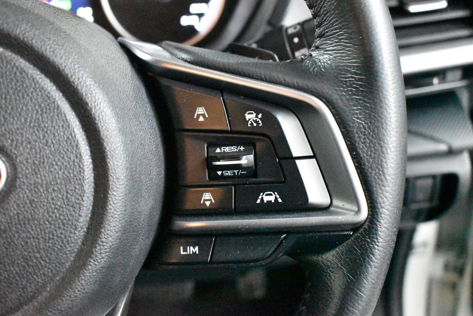 2020 Subaru Forester 25iL — photo 21