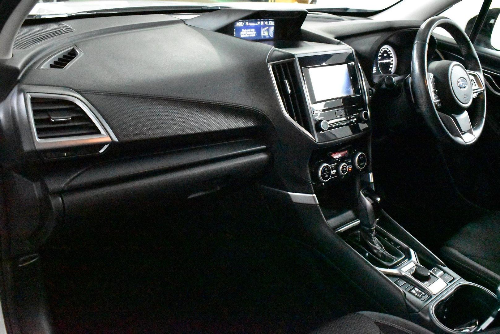 2020 Subaru Forester 25iL — photo 6
