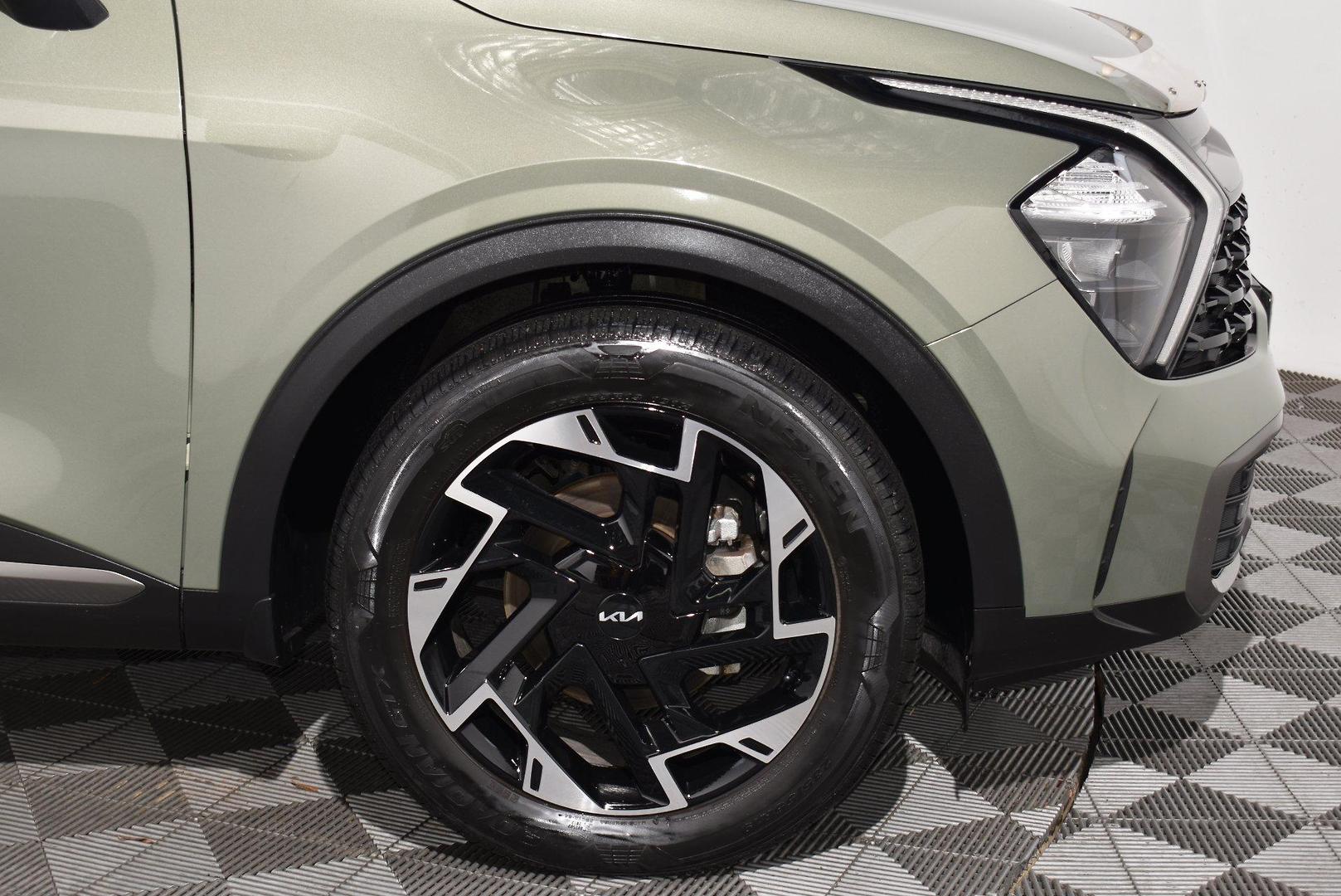 2022 Kia Sportage SX — photo 17