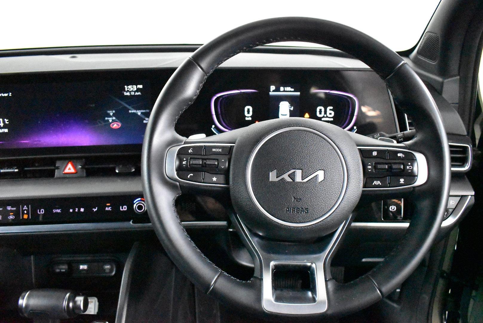 2022 Kia Sportage SX — photo 4