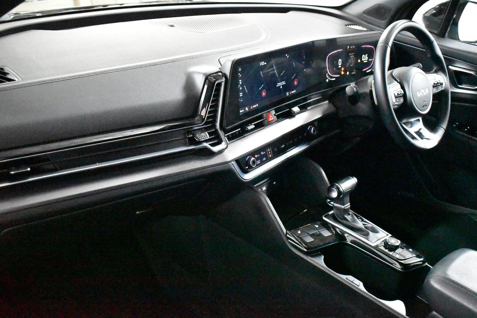 2022 Kia Sportage SX — photo 5