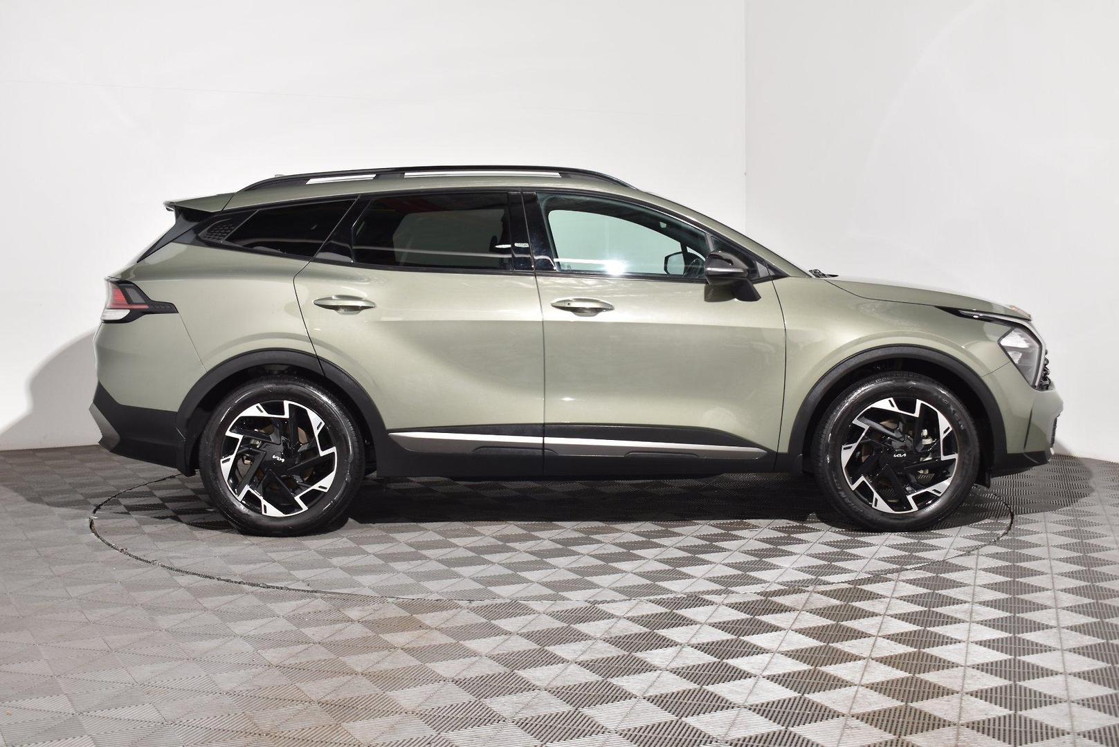 2022 Kia Sportage SX — photo 9