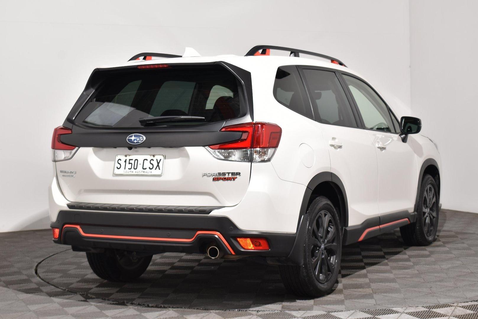 2022 Subaru Forester 25i Sport — photo 2