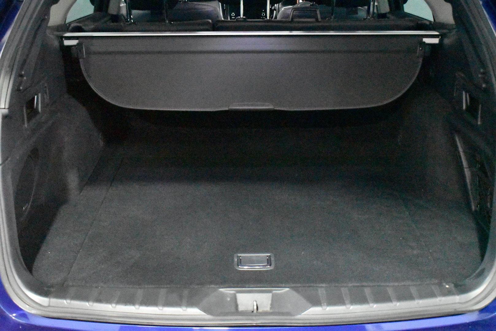 2022 Subaru Outback AWD Touring — photo 16