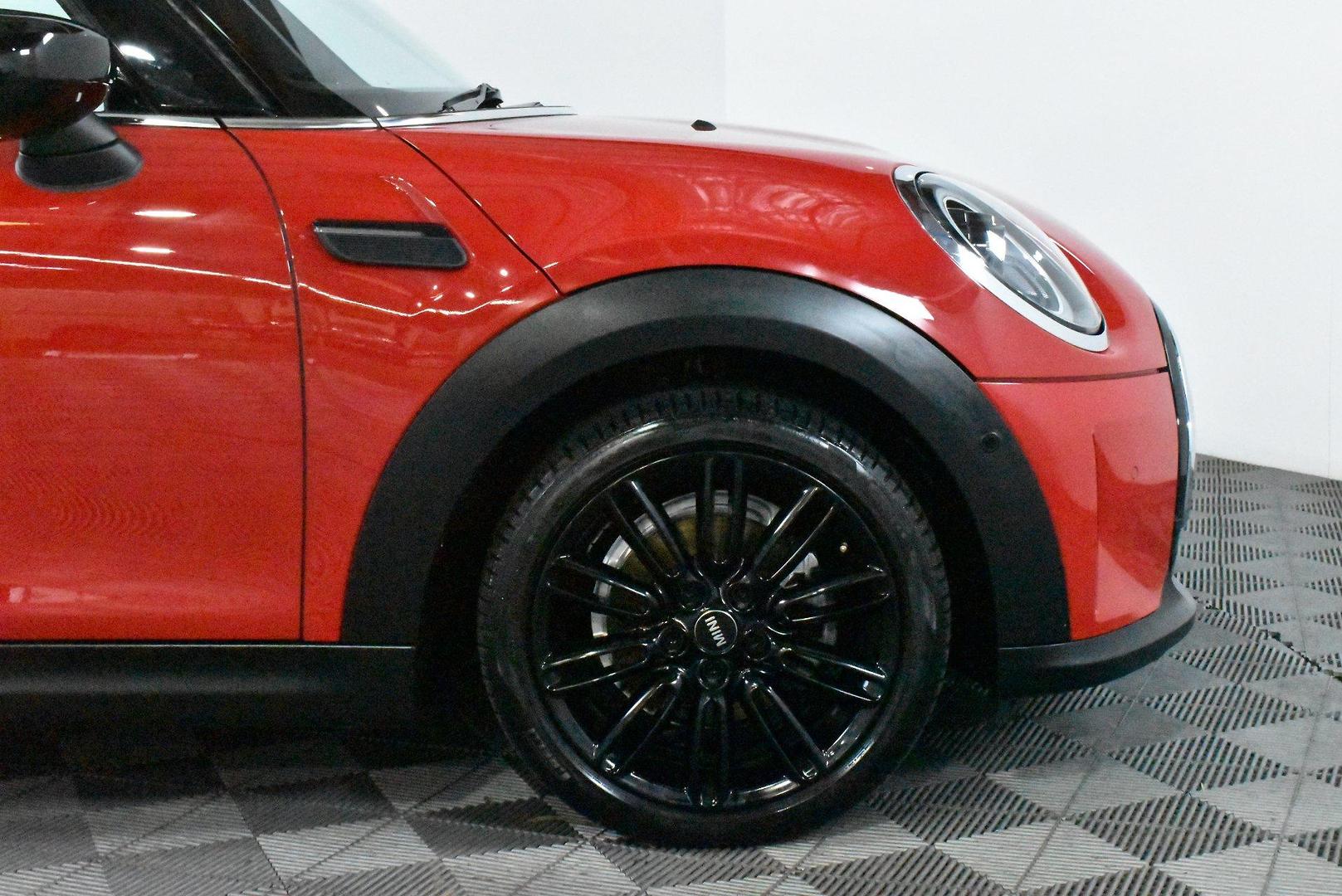 2023 MINI Convertible Cooper Classic — photo 18
