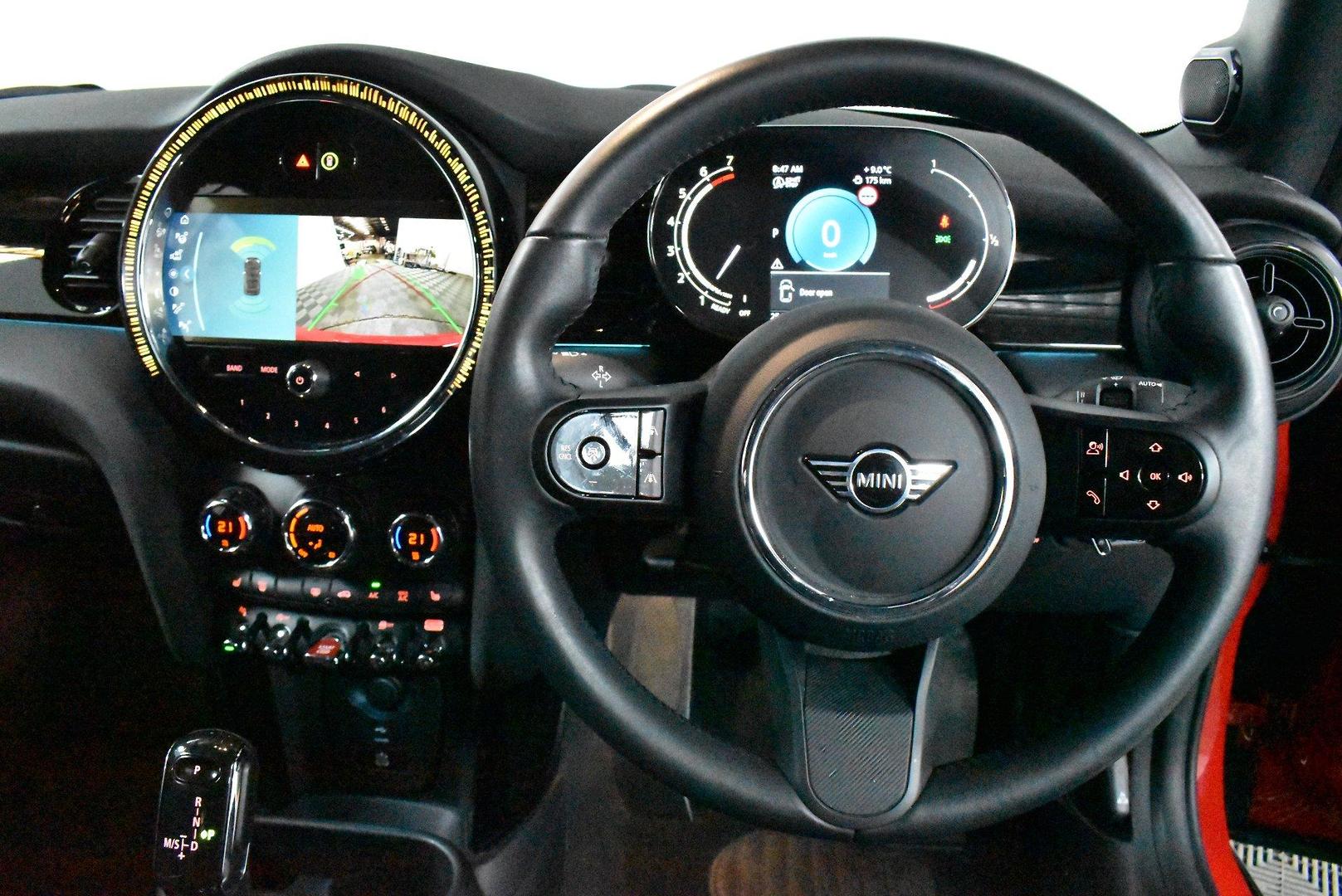 2023 MINI Convertible Cooper Classic — photo 5