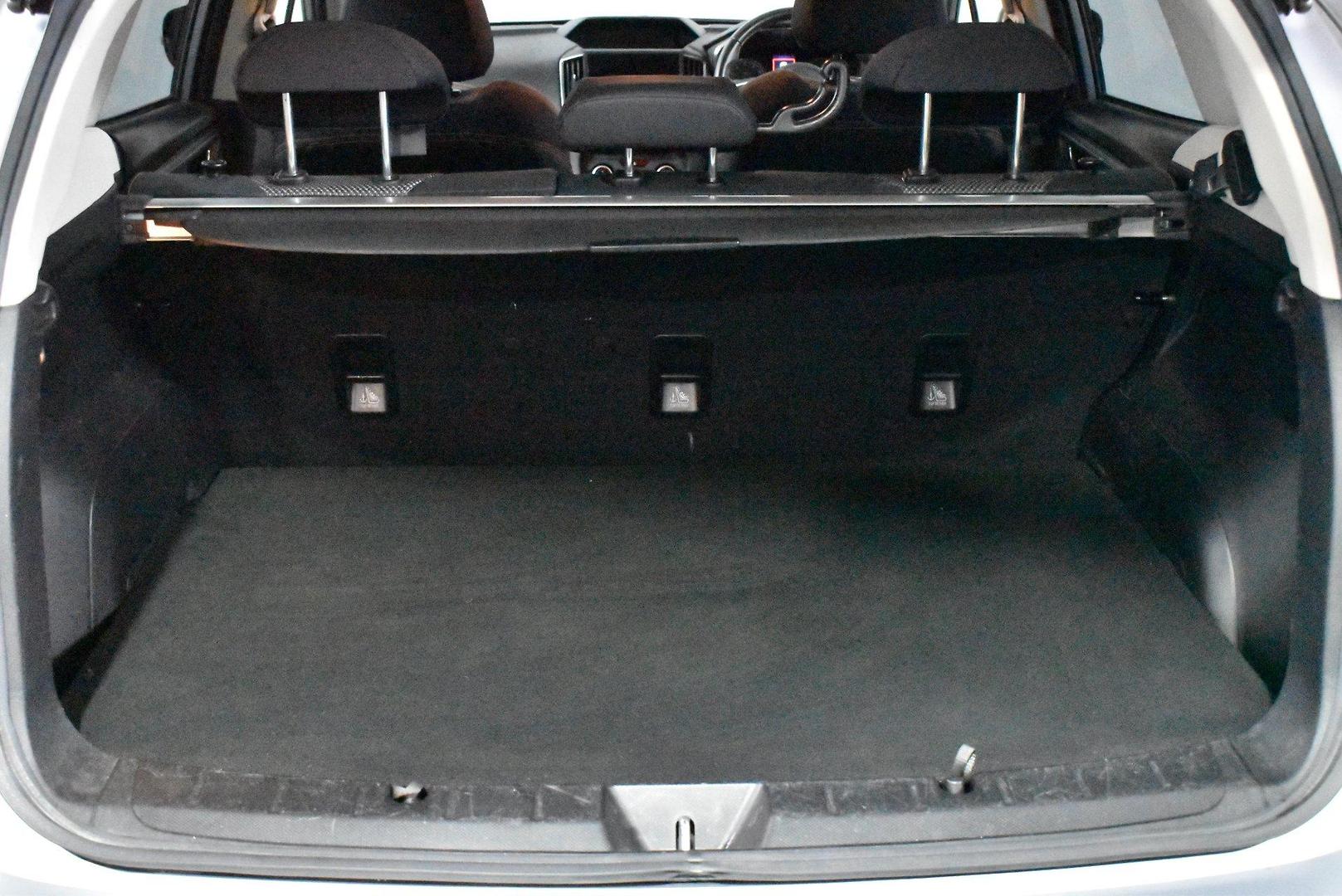 2019 Subaru XV 20iL — photo 16