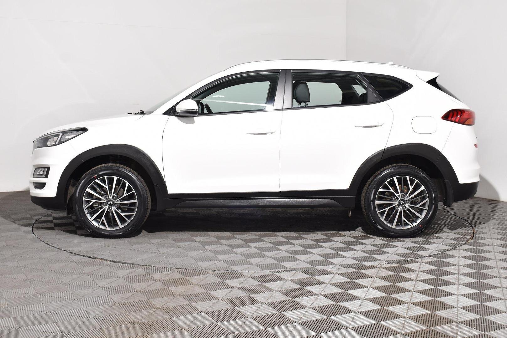 2019 Hyundai Tucson Active X — photo 11