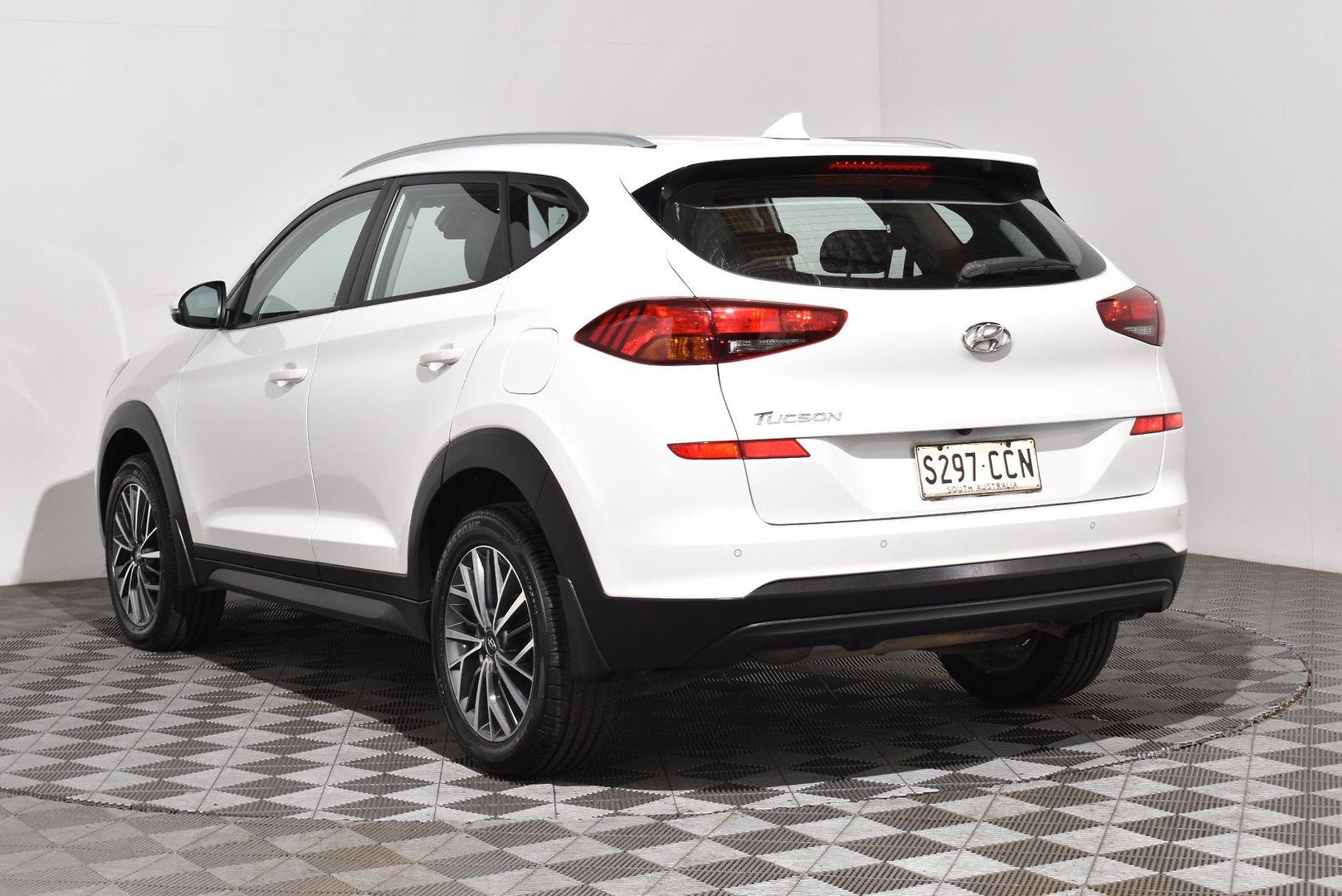 2019 Hyundai Tucson Active X — photo 2
