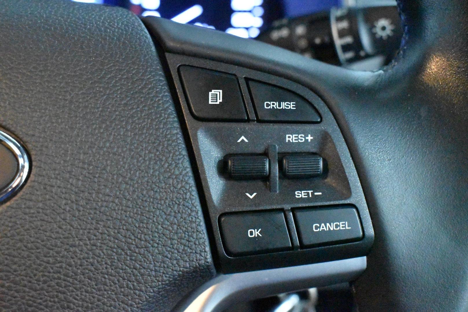 2019 Hyundai Tucson Active X — photo 22