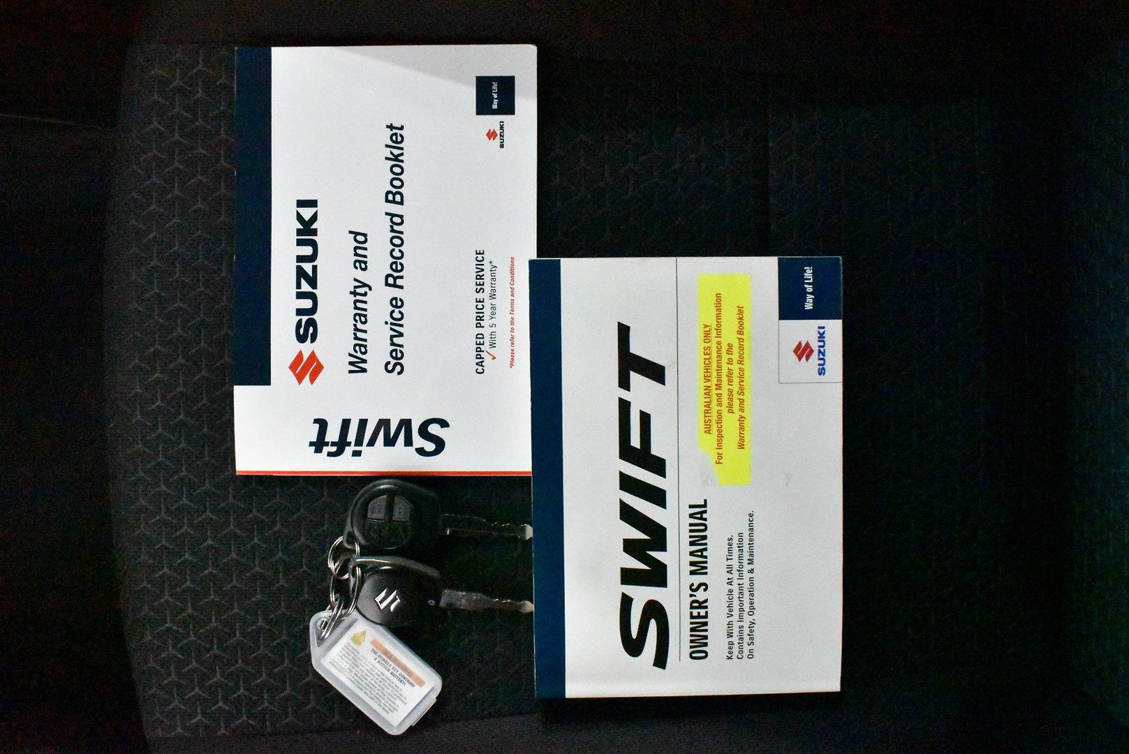 2018 Suzuki Swift GL Navigator — photo 25