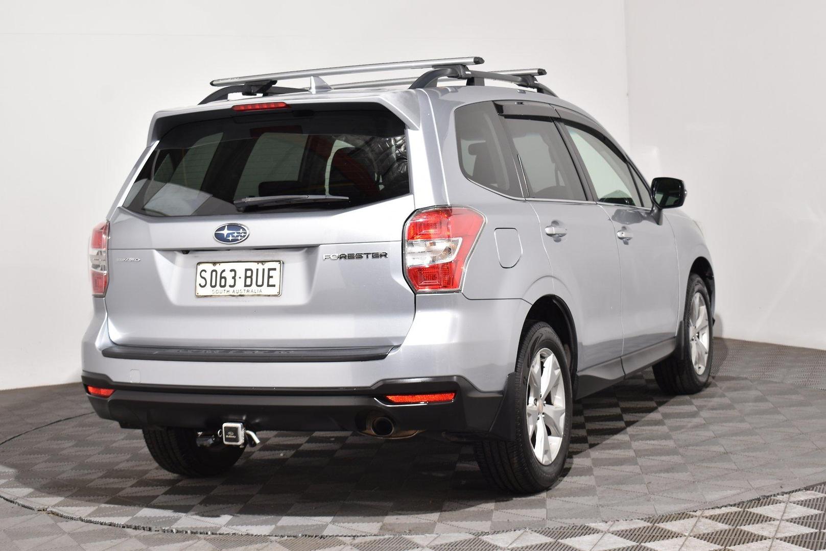 2015 Subaru Forester 25iL — photo 14