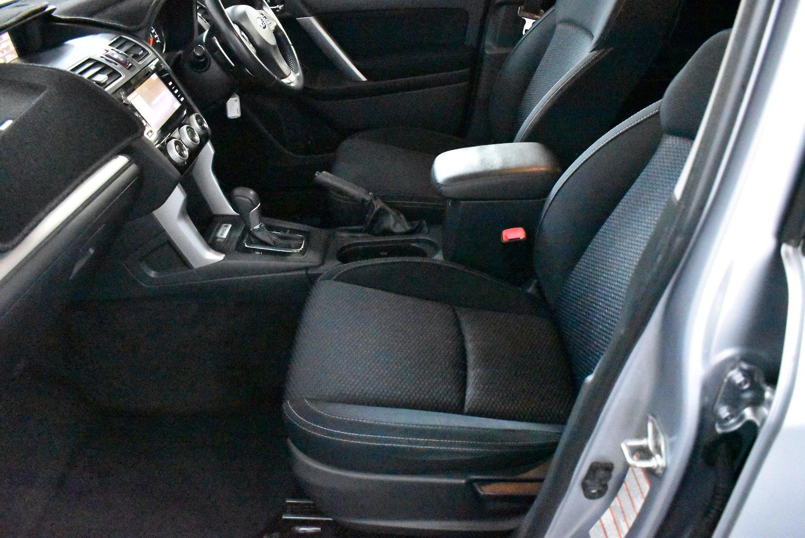 2015 Subaru Forester 25iL — photo 7